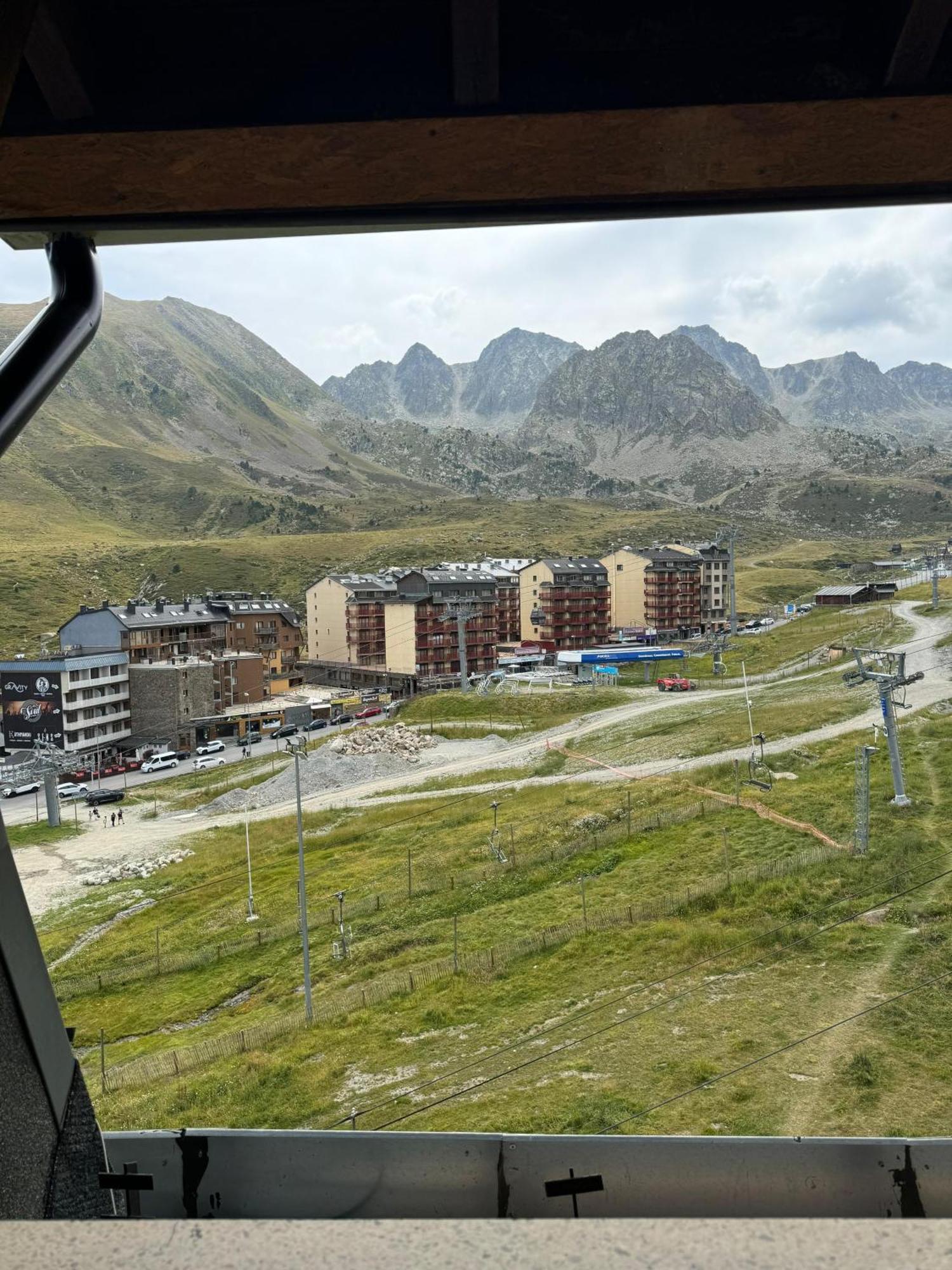 Confort Grandalla 51 Apartamento